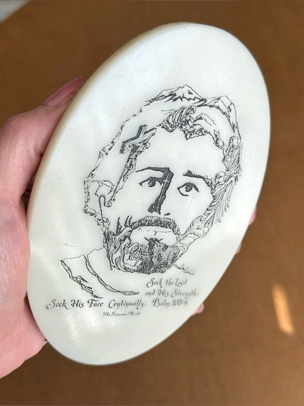 The Face Of Christ Etched Oval Stone Joe Castillo Tennessee Mint Cross